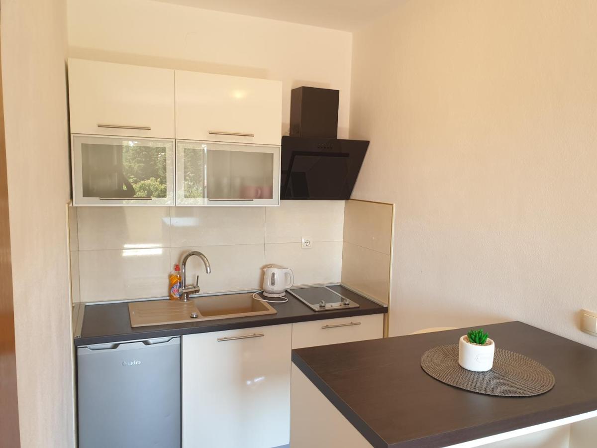 Apartmani Goga Starigrad Paklenica Exterior foto