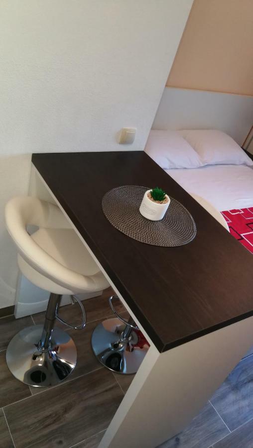 Apartmani Goga Starigrad Paklenica Exterior foto